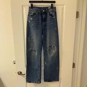 Zara TRF Curve High-Waisted Jeans